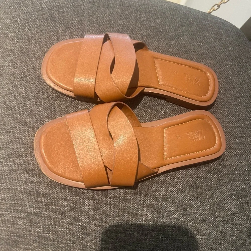 Zara Brown Leather Slide Sandals